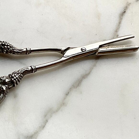 Sterling Silver Vintage Grape Shears 6 3/4" - Picture 3 of 8